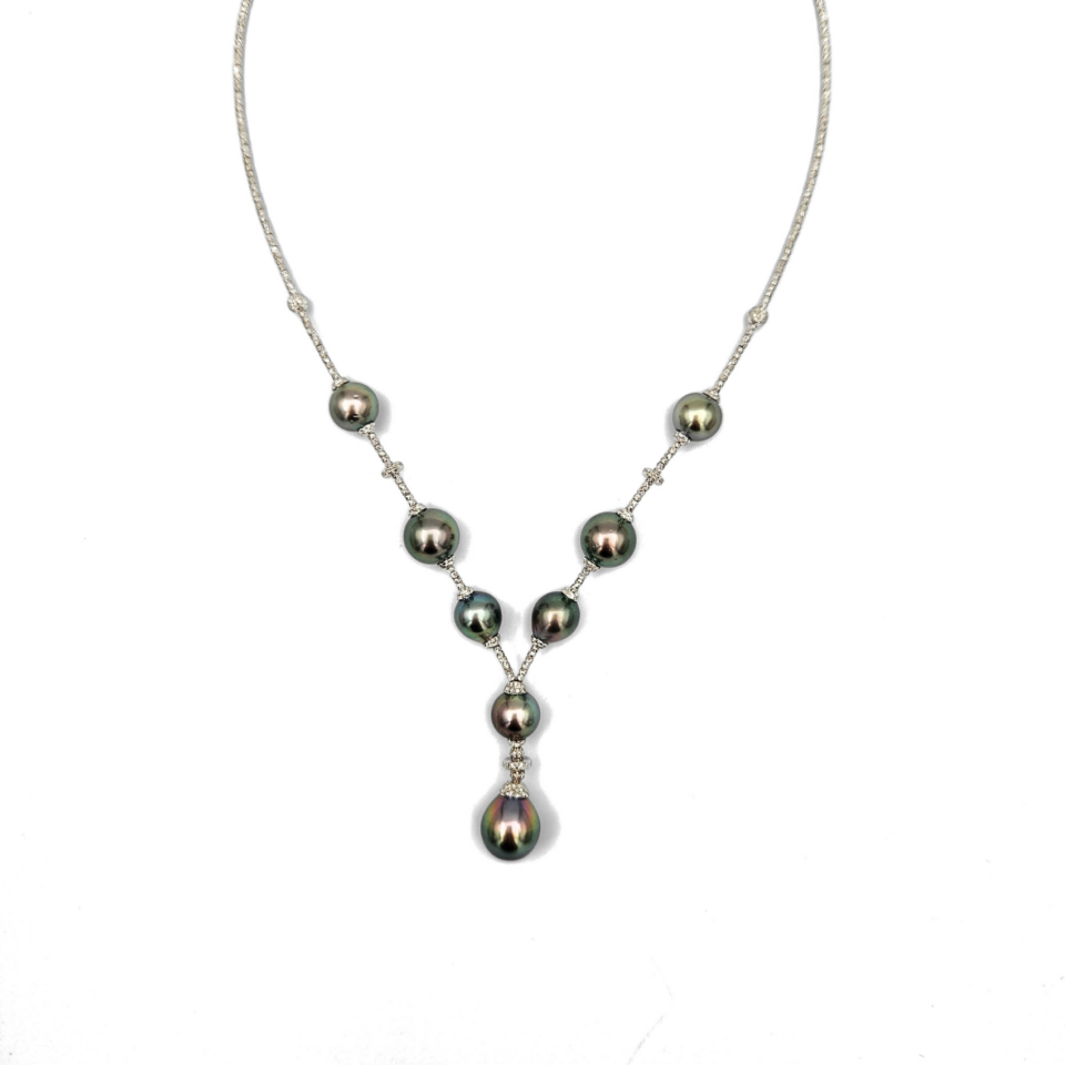 18K Tahitian Black Pearl Necklace