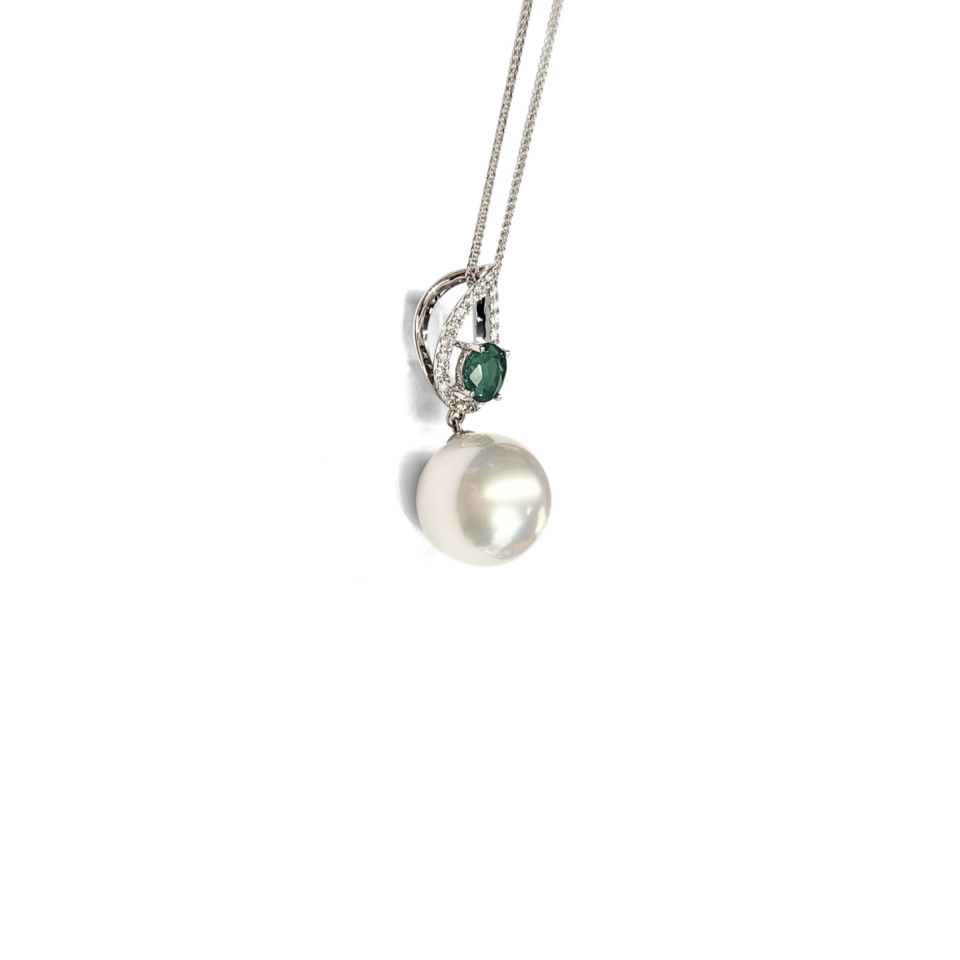 18K White Gold South Sea Pearl Pendant with Emerald