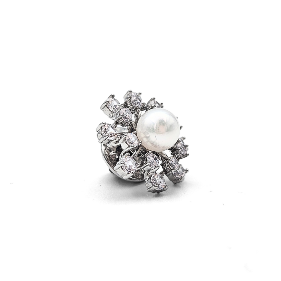 18K White Gold Akoya Pearl Brooch