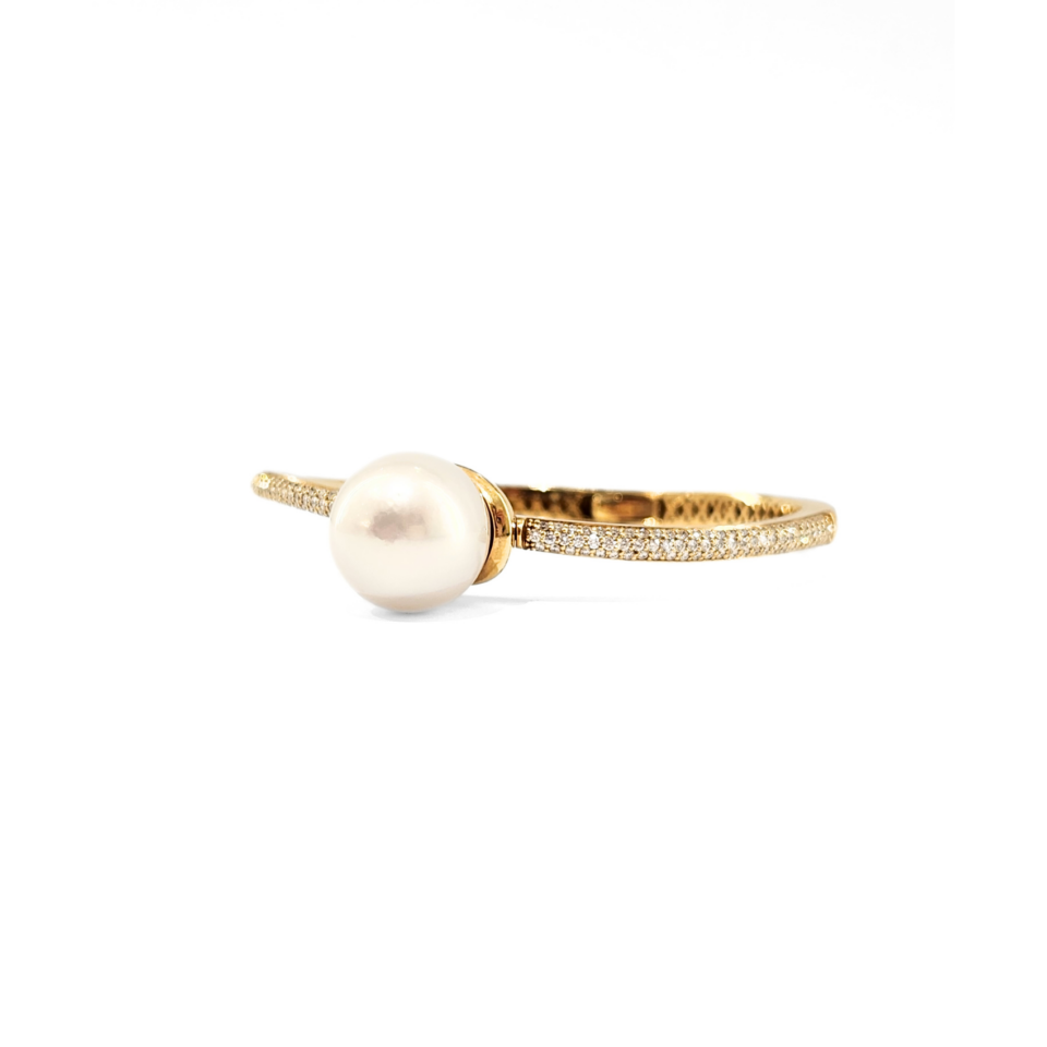 18K Gold South Sea Pearl Bangle