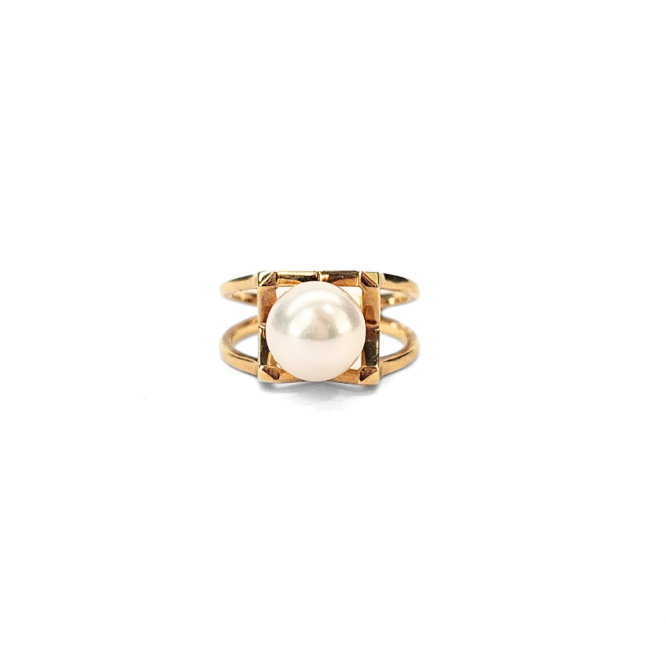 18K Gold Akoya Pearl Ring