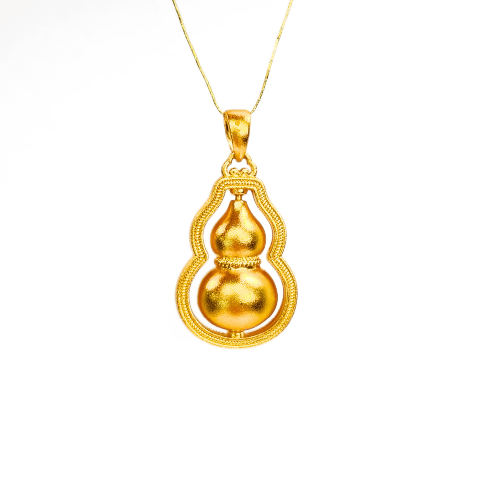 24K Gold Ancient Design Hulu Pendant